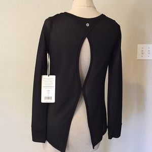 New open back mash yoga athletic long sleeve top